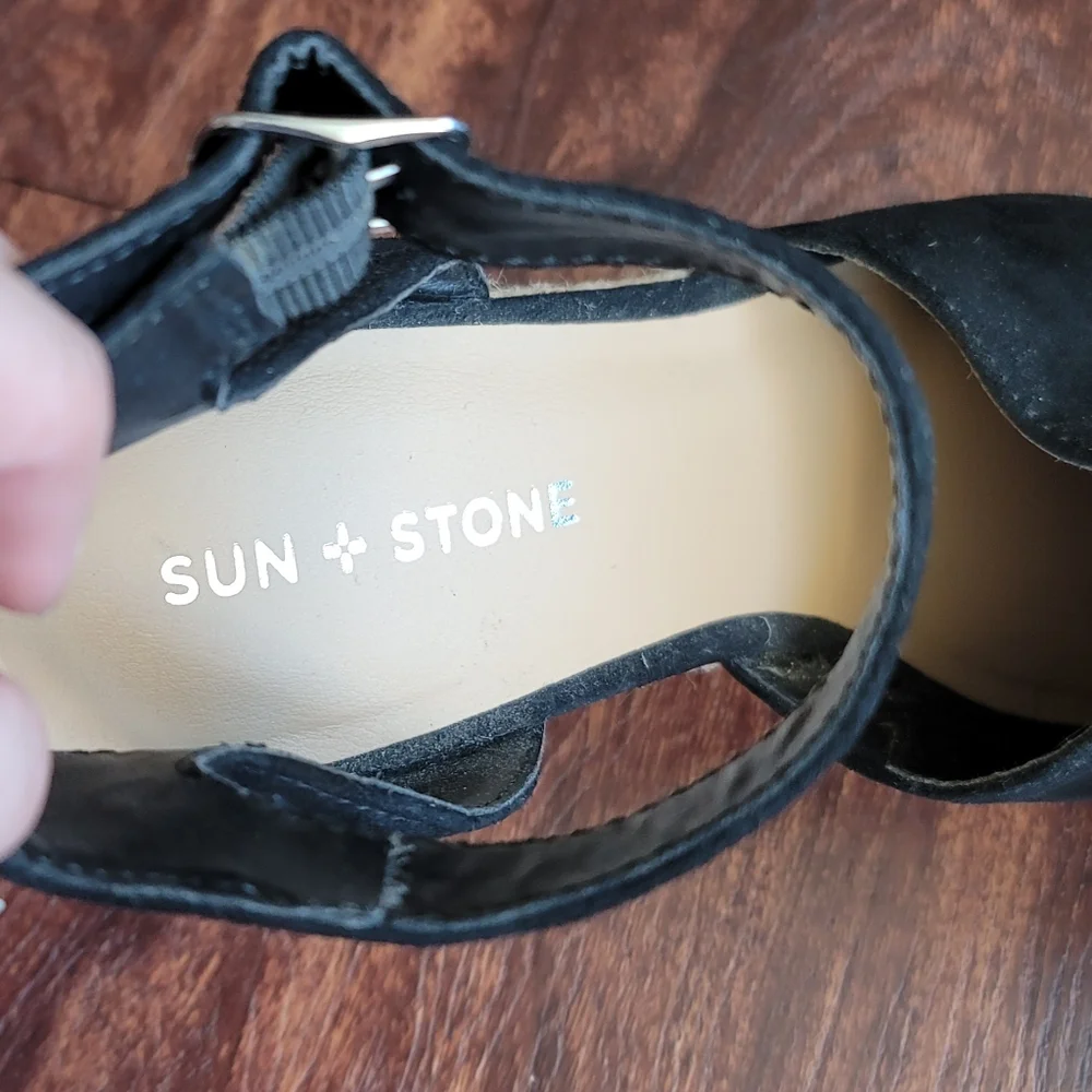 EUC Sun + Stone Fey Black Platform Faux Suede Sandals with Ankle Strap